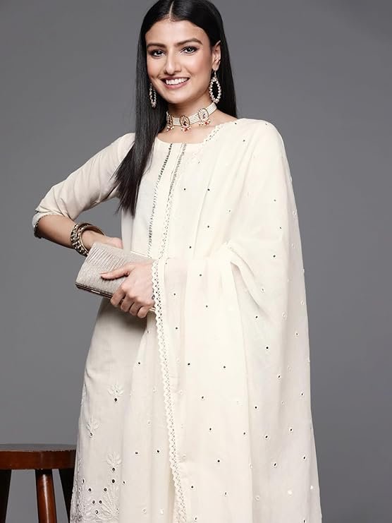 Libas Embroidered Cotton Straight Kurta With Palazzo and Dupatta - Image 5